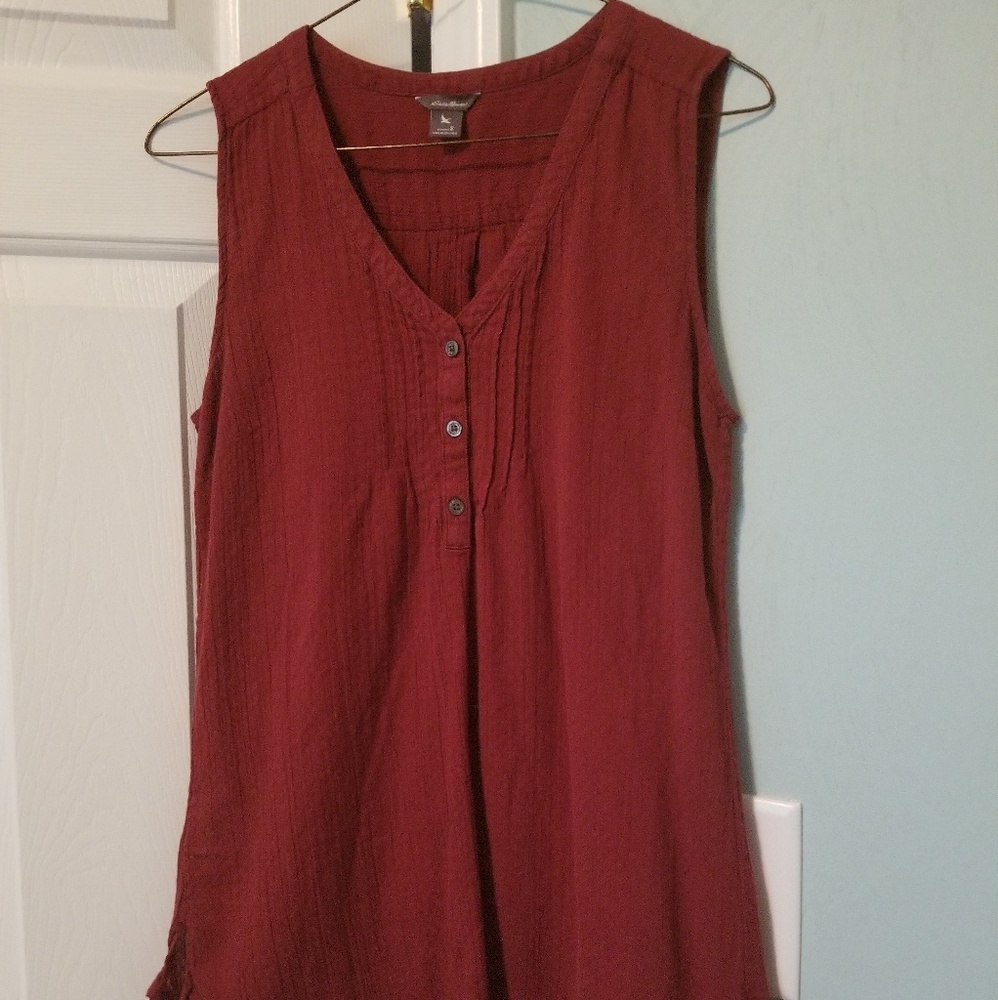 Tunic-length sleeveless textured blouse